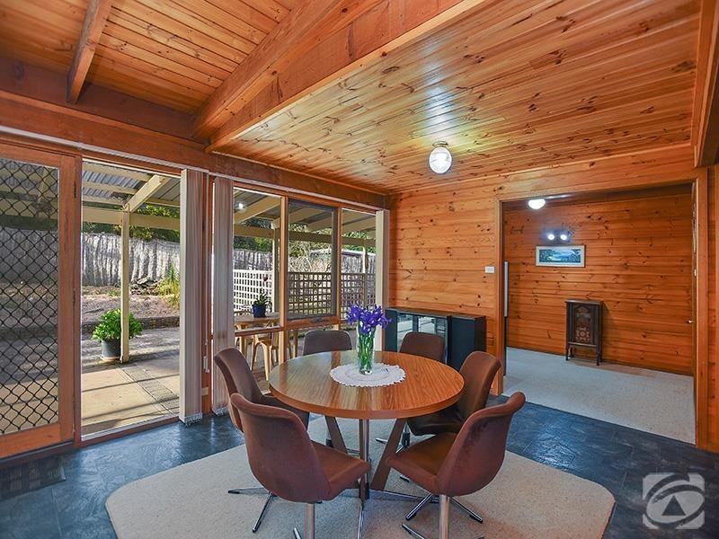 10 Ian Street, Mount Compass SA 5210