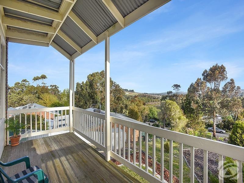 10 Ian Street, Mount Compass SA 5210