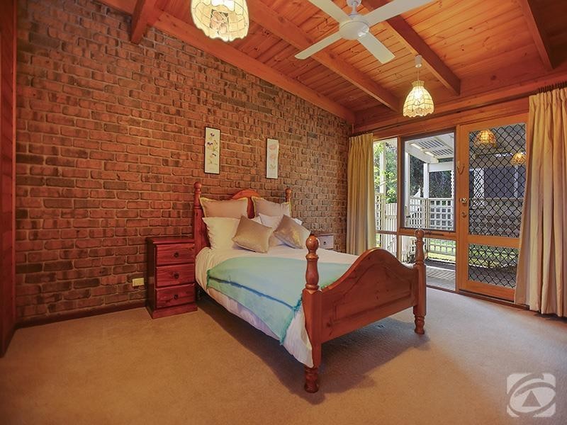 10 Ian Street, Mount Compass SA 5210