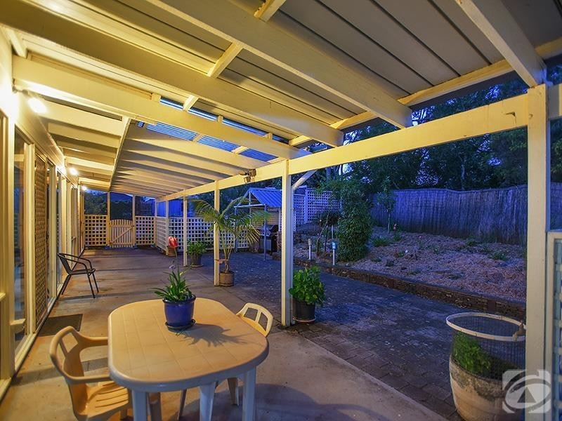 10 Ian Street, Mount Compass SA 5210