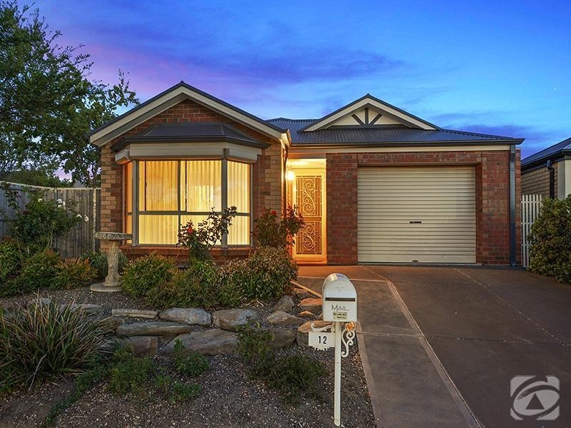 12 Antonio Street, Huntfield Heights SA 5163