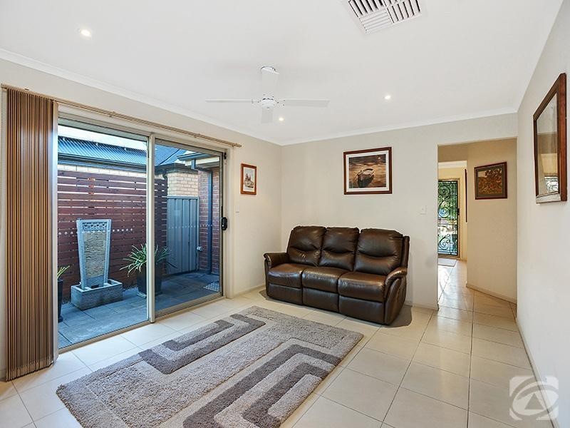 12 Antonio Street, Huntfield Heights SA 5163