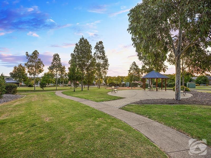 12 Antonio Street, Huntfield Heights SA 5163