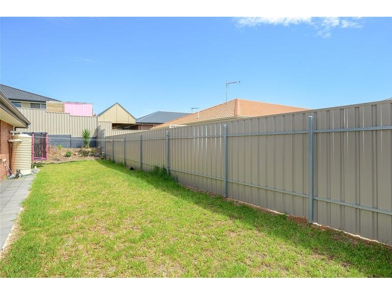 11 Manly Court, Seaford Rise SA 5169