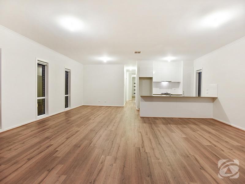 8a Aubrey Drive, Willunga SA 5172