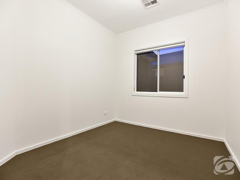 8a Aubrey Drive, Willunga SA 5172