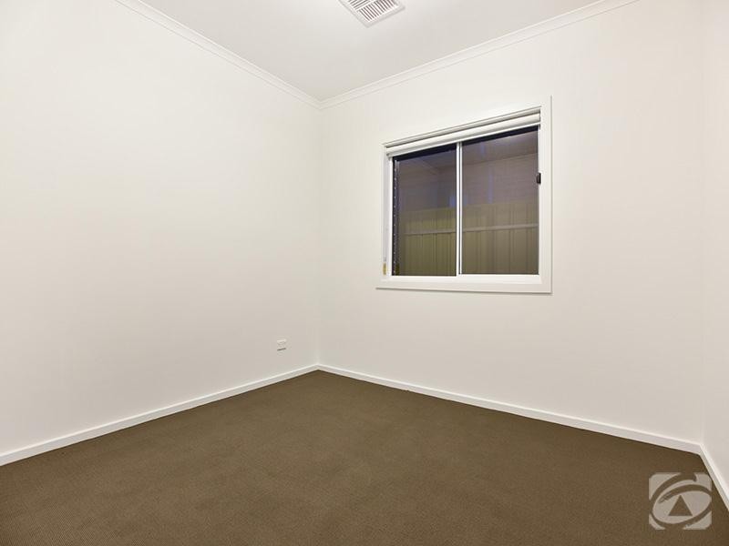 8a Aubrey Drive, Willunga SA 5172