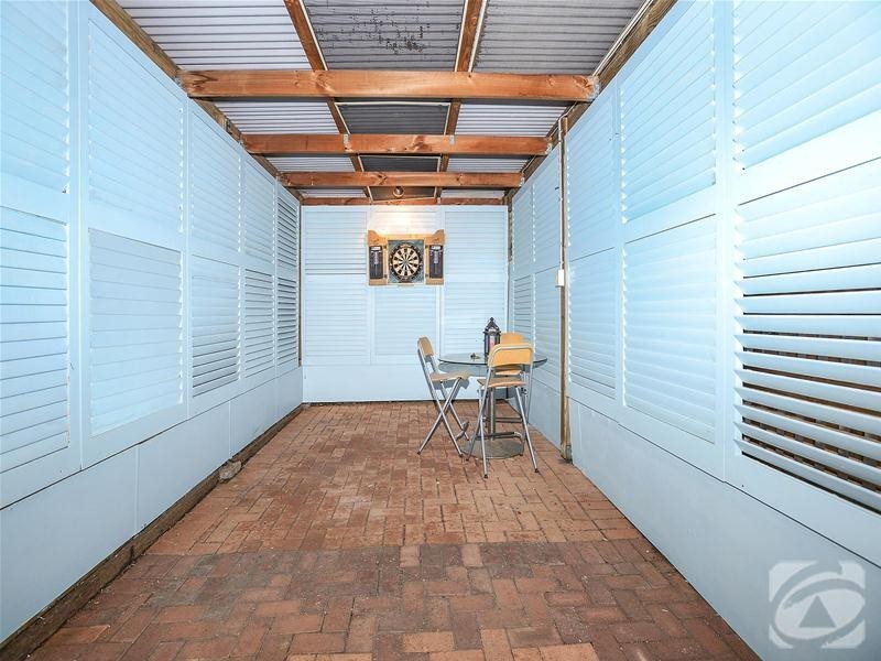 1 Sea Eagle Crescent, Seaford Rise SA 5169