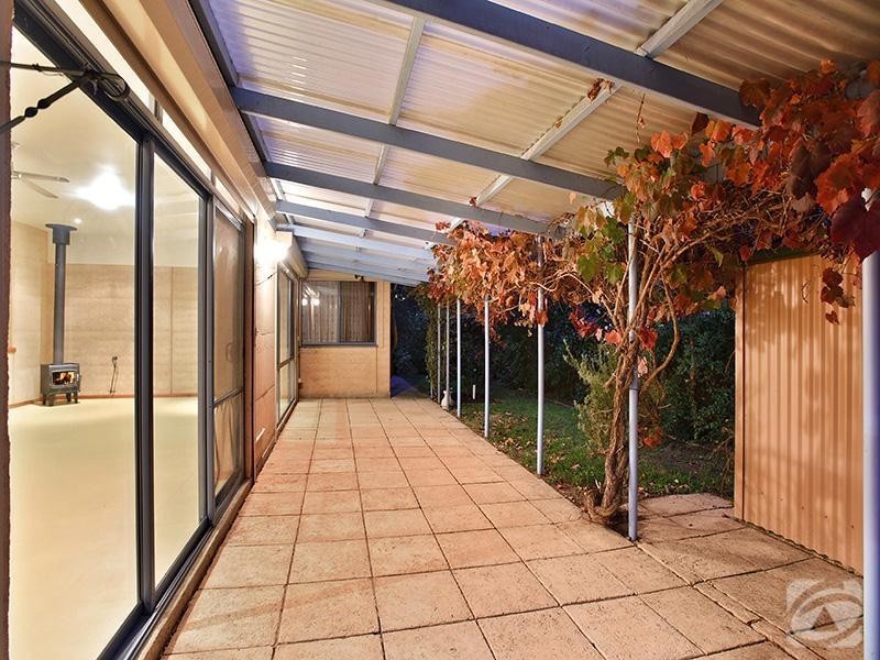 39 Richards Road, Willunga SA 5172