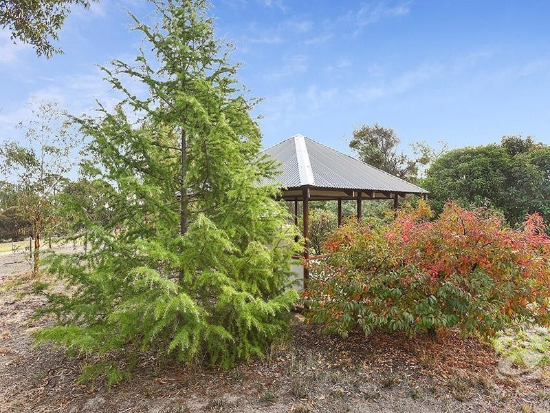 673 McLaren Flat Road, Kangarilla SA 5157