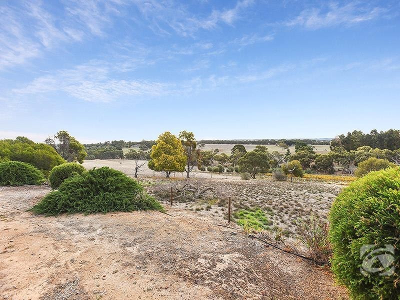 673 McLaren Flat Road, Kangarilla SA 5157