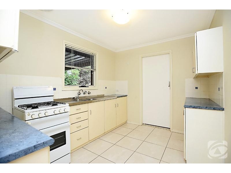 28 Amberleigh Close, Christie Downs SA 5164