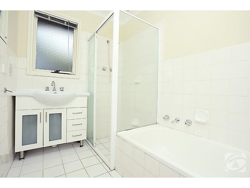 28 Amberleigh Close, Christie Downs SA 5164