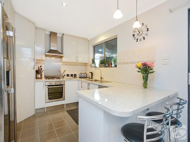 27 Hewitt Drive, Mclaren Vale SA 5171