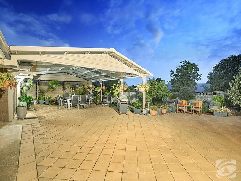 27 Hewitt Drive, Mclaren Vale SA 5171