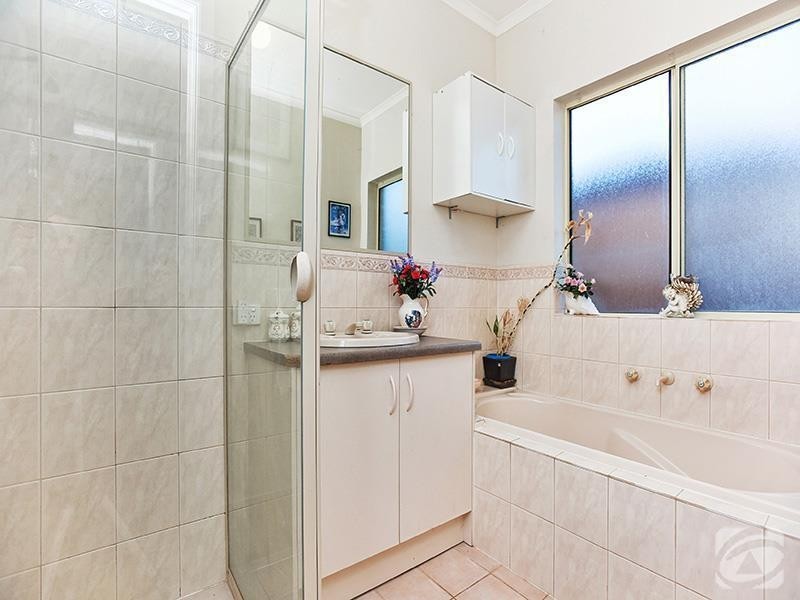 101 Sherebrooke Blvd, Woodcroft SA 5162