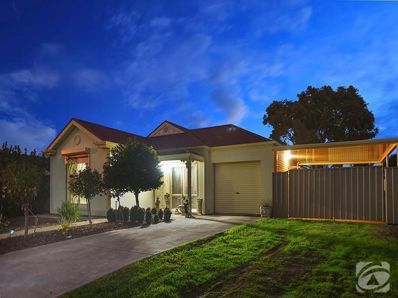 101 Sherebrooke Blvd, Woodcroft SA 5162