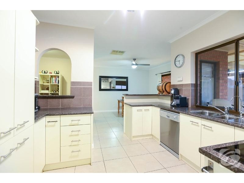 3 Evelyn Sturt Drive, Willunga SA 5172