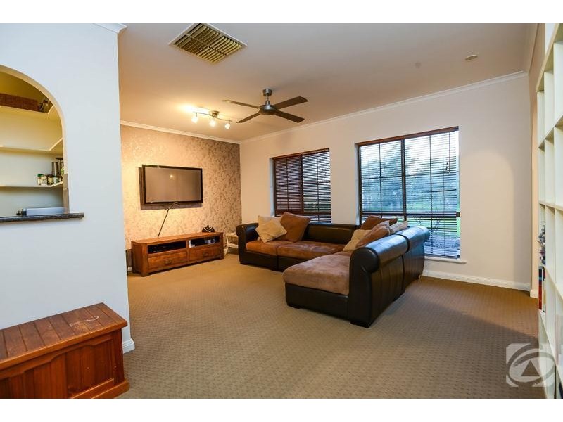 3 Evelyn Sturt Drive, Willunga SA 5172