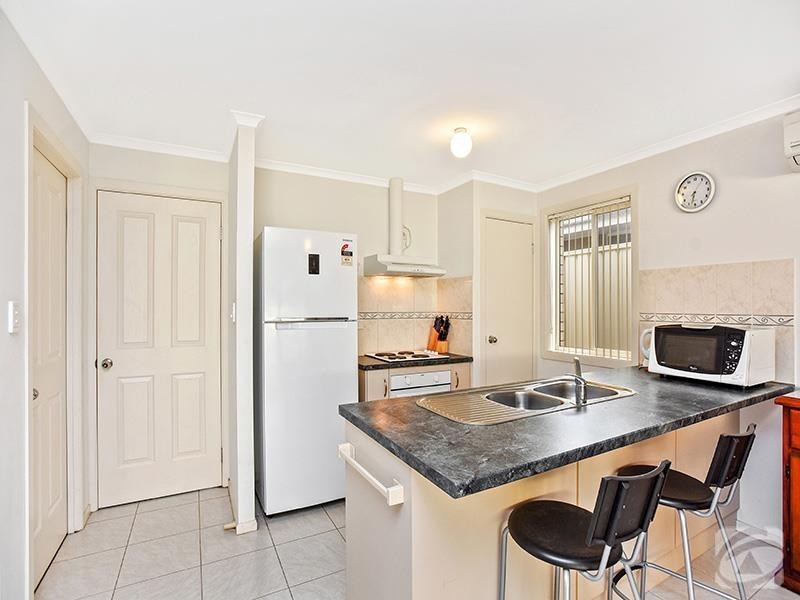 2 Karen Court, Morphett Vale SA 5162