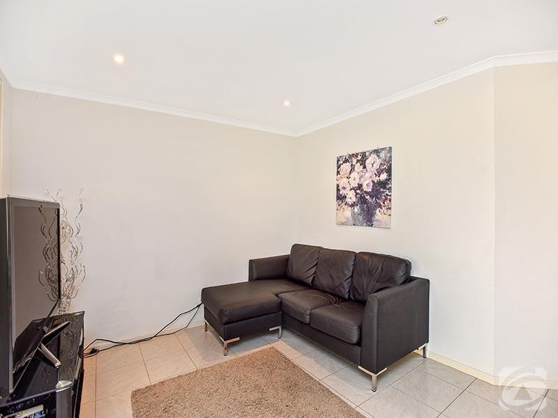 2 Karen Court, Morphett Vale SA 5162