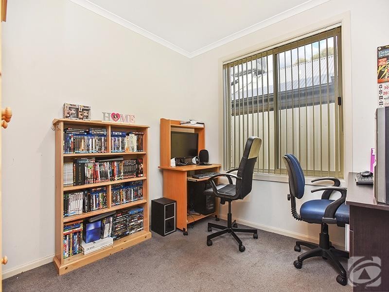 2 Karen Court, Morphett Vale SA 5162