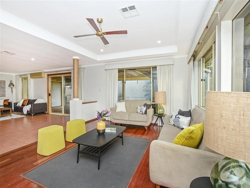 4 Jeep Place, Port Willunga SA 5173