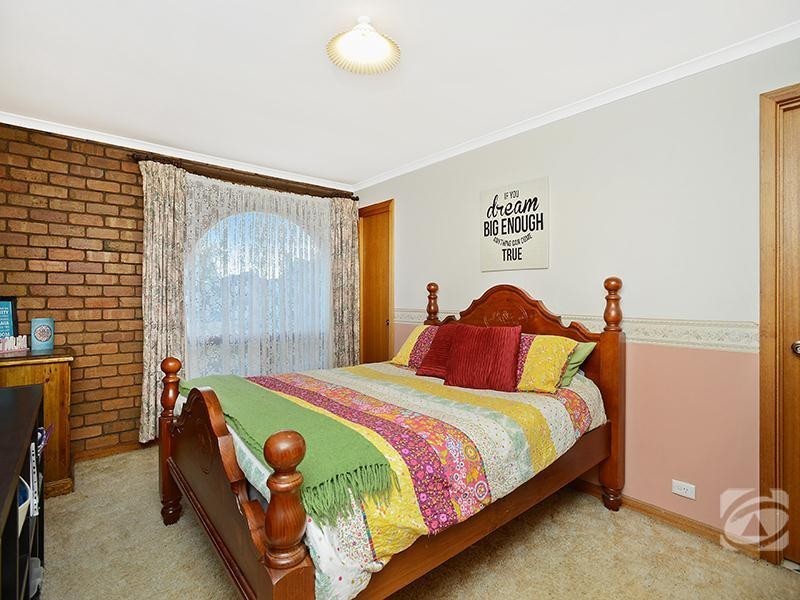 20 Beacon Crescent, Seaford SA 5169