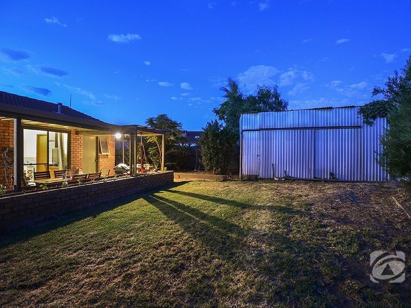 20 Beacon Crescent, Seaford SA 5169