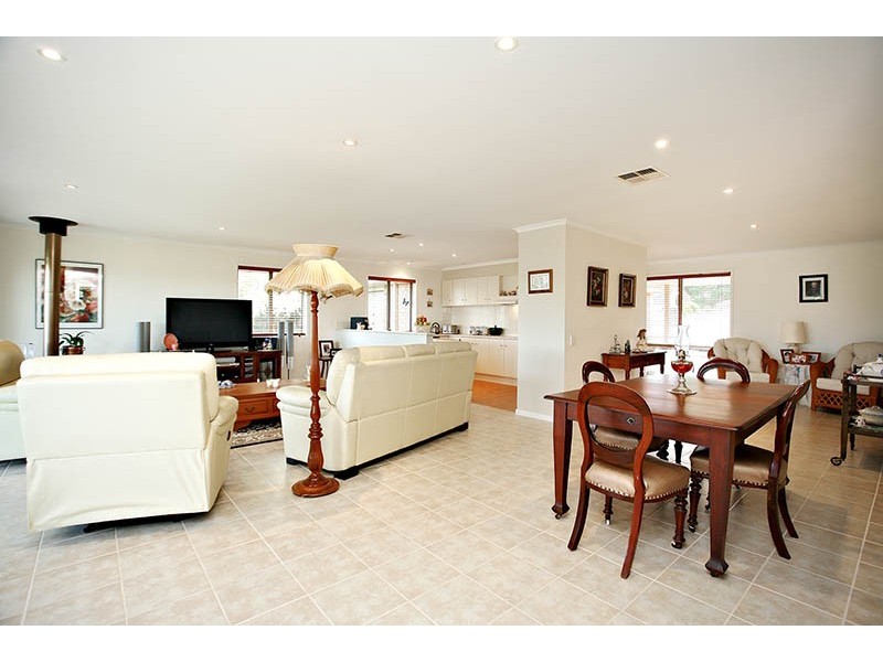 81 Arthur Road, Mount Compass SA 5210