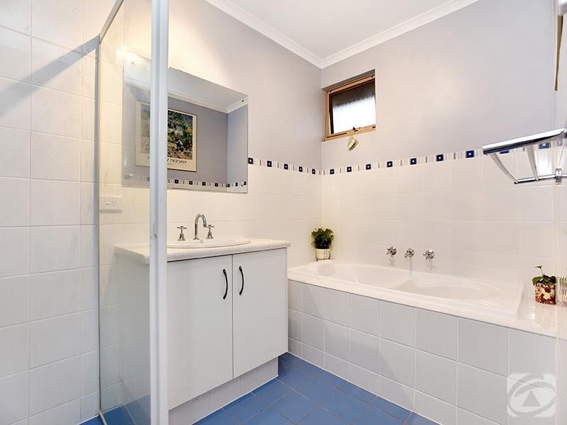 25 Haywood Court, Mount Compass SA 5210