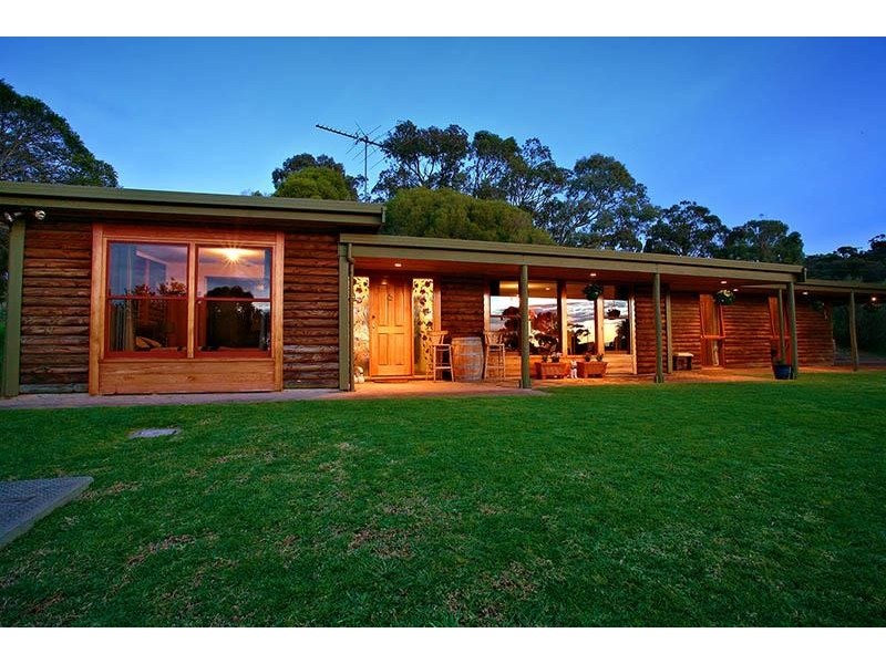 68 St Johns Terrace, Willunga SA 5172
