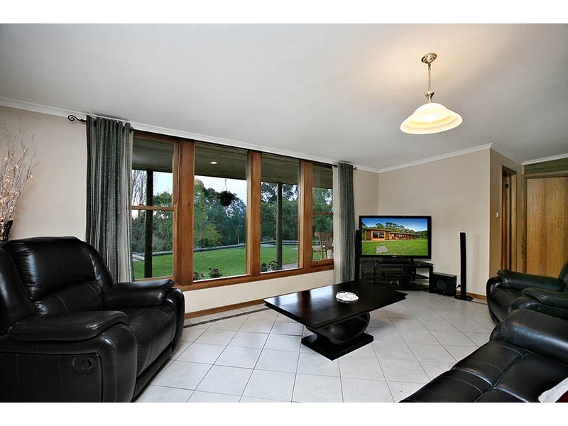 68 St Johns Terrace, Willunga SA 5172