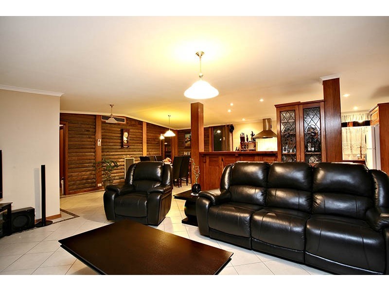 68 St Johns Terrace, Willunga SA 5172