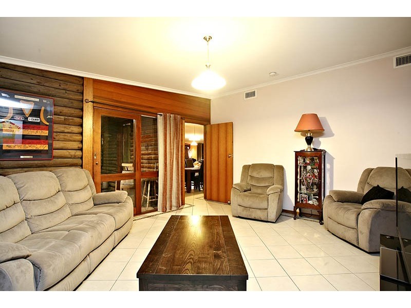 68 St Johns Terrace, Willunga SA 5172