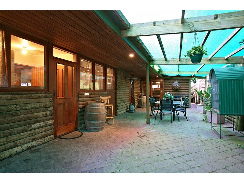 68 St Johns Terrace, Willunga SA 5172