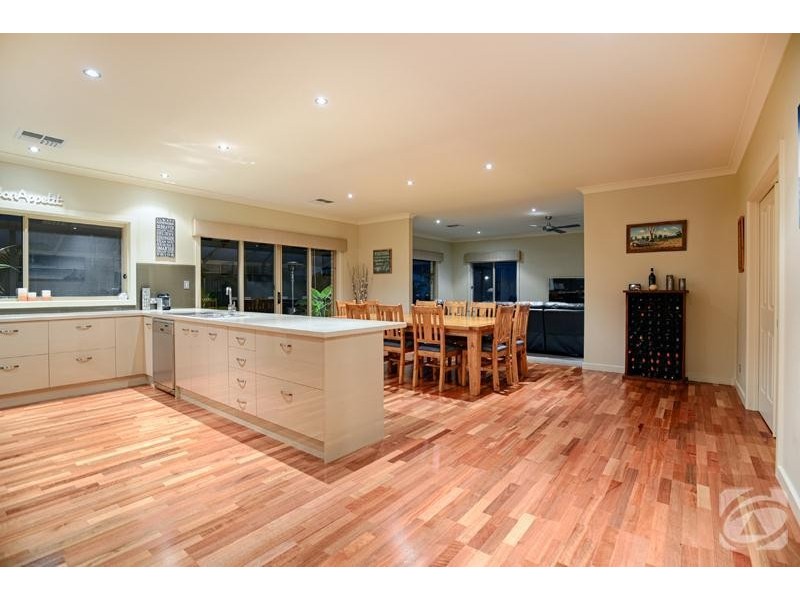 16 Spring Crescent, Mclaren Flat SA 5171