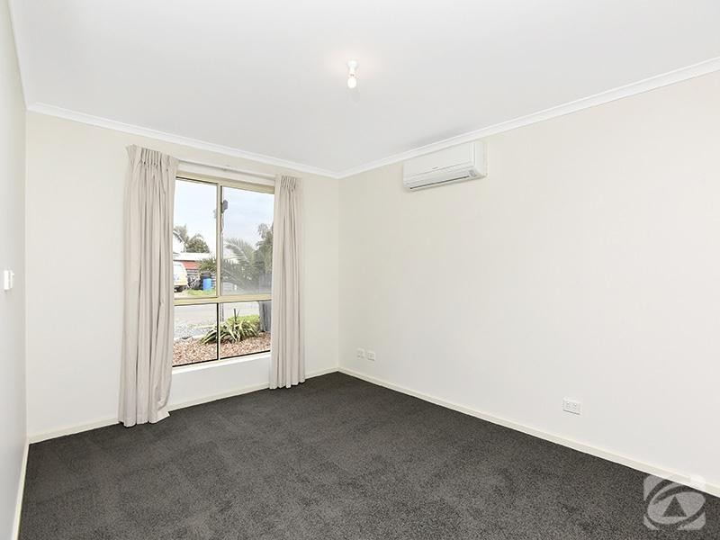 37 Irving Road, Aldinga Beach SA 5173