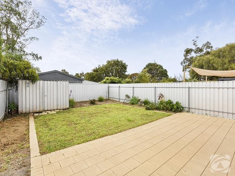 37 Irving Road, Aldinga Beach SA 5173