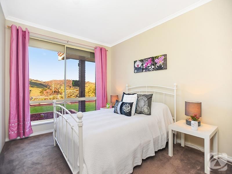 7 Wright Avenue, Mount Compass SA 5210