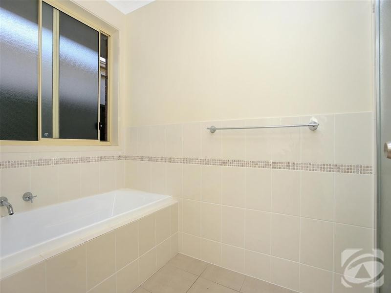 22 Summer Street, Mclaren Flat SA 5171