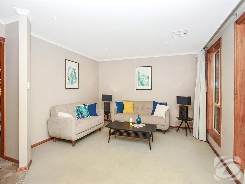 6 Watcombe Street, Moana SA 5169