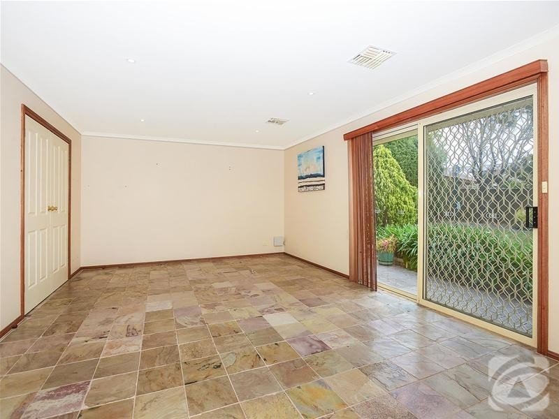 6 Watcombe Street, Moana SA 5169