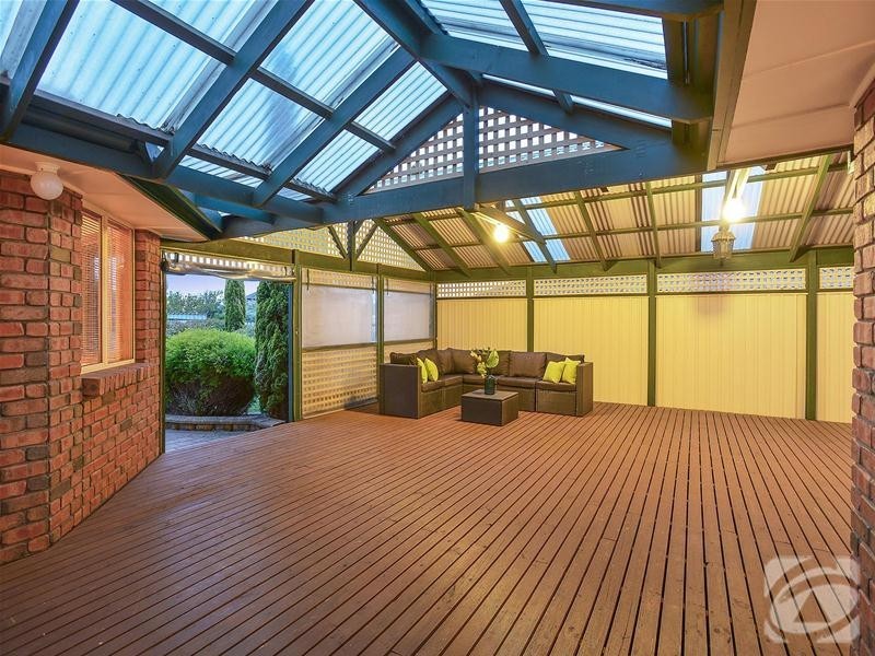 6 Watcombe Street, Moana SA 5169