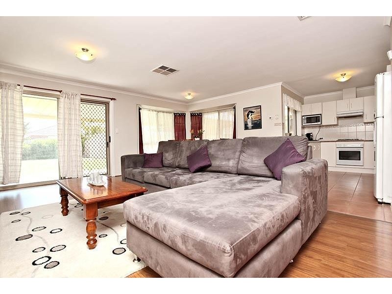 17 Barramundi Way, Aldinga Beach SA 5173