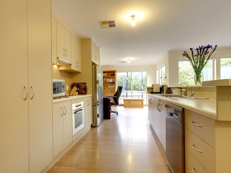 6 Bond Street, Mclaren Vale SA 5171