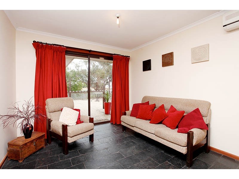 5 Capri Crescent, Sellicks Beach SA 5174