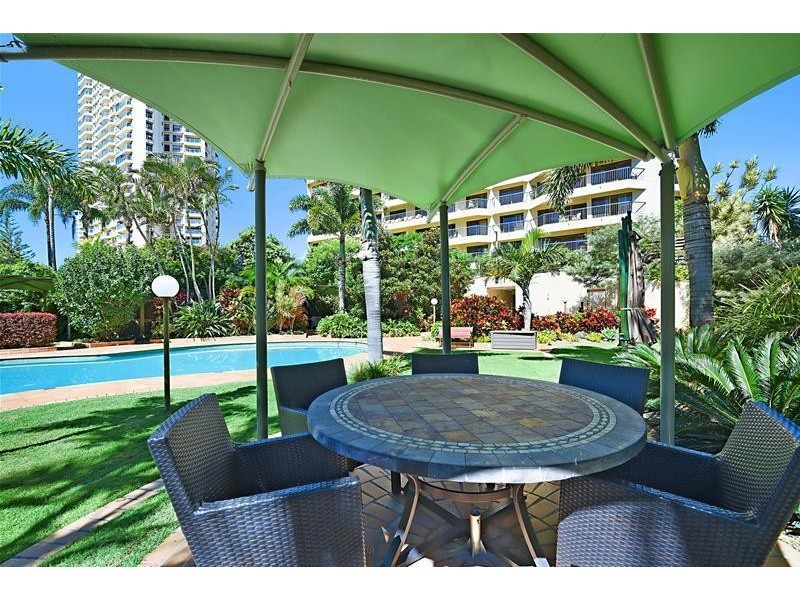 ‘ATLANTIS WEST’ 40 Admiralty Drive, Paradise Waters QLD 4217