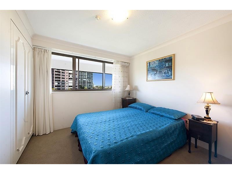 ‘KINGS ROW SOUTH’ 18 Commodore Drive, Paradise Waters QLD 4217