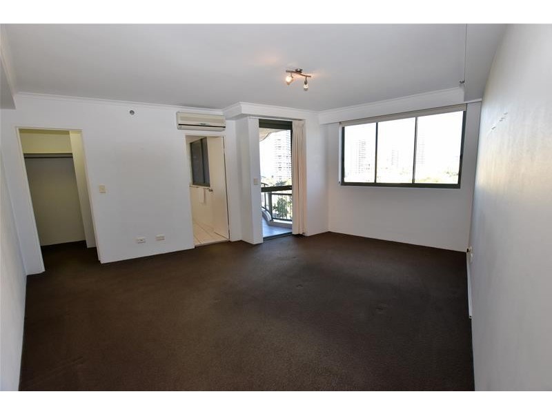 ‘Meriton’ 29-39 Woodroffe Avenue, Main Beach QLD 4217